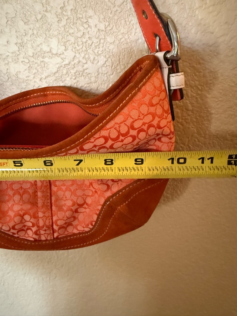 Coach Orange Signature-Pattern Shoulder Bag w/ White Strap & bi-colored hang tag - Picture 4 of 9